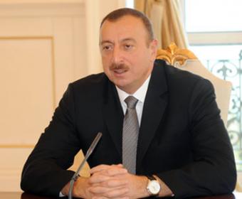 Эмомали Рахмон пригласил Ильхама Алиева в Таджикистан